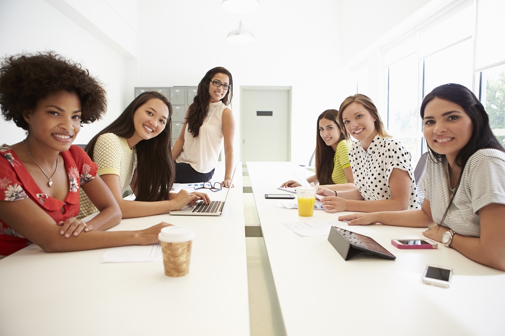 Descubra Cómo The Lozano Law Firm Apoya A Las Mujeres Empoderadas En Los Estados Unidos