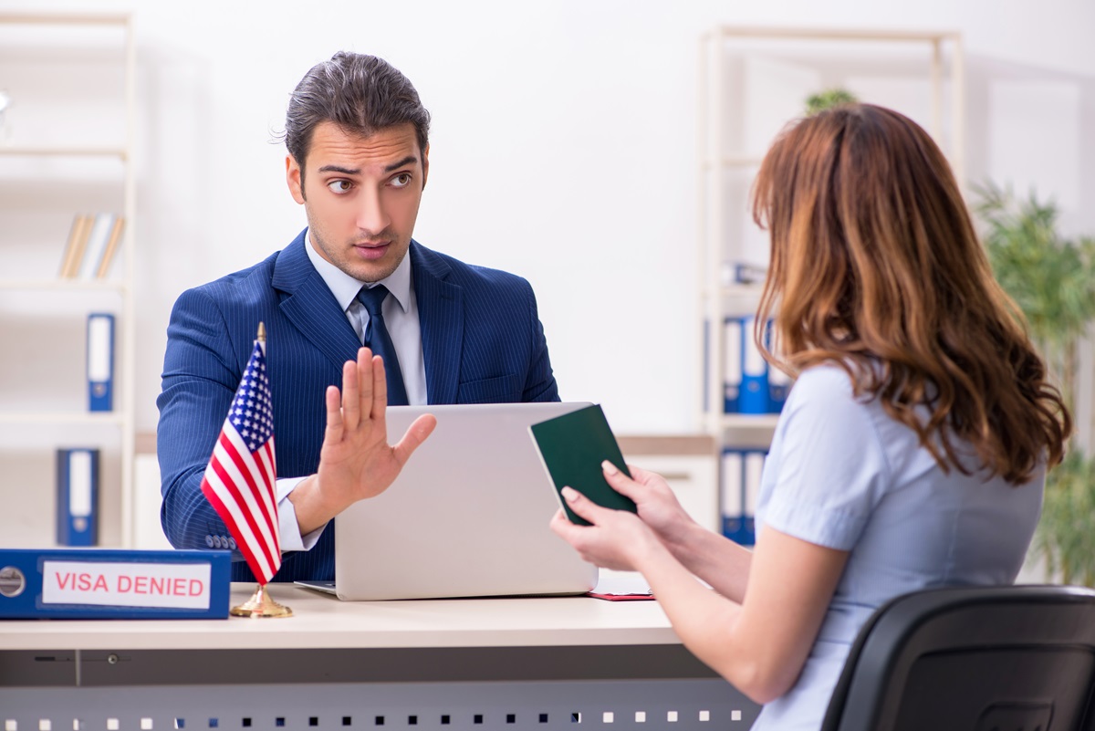 Discover How An Immigration Lawyer Can Successfully Assist You With Legal Documentation
